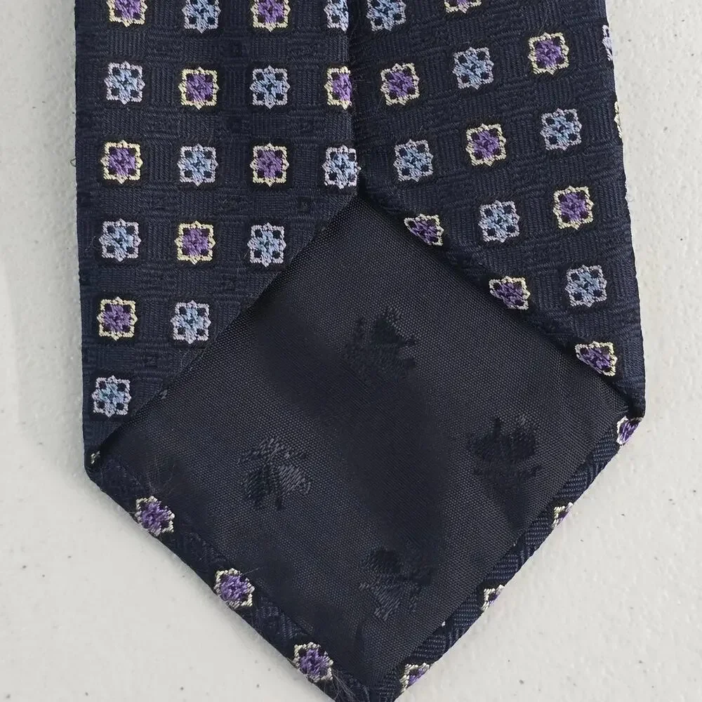 Brooks Brothers 346 Pure Silk Men’s‎ Tie Navy Purple Blue Geometric Pattern 3.5”